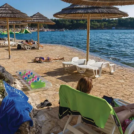 Apartamento Jenny Br 1 *