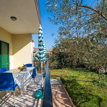 Jenny Br, 1 Apartment Porec