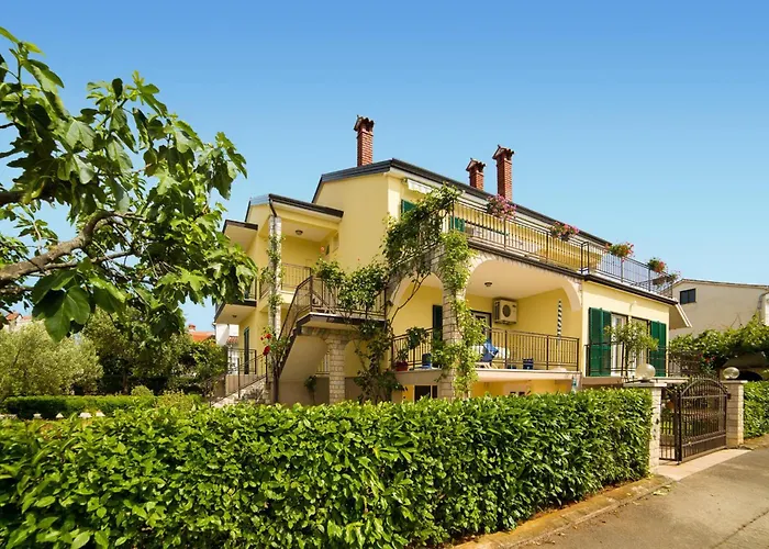 Jenny Br 1 Διαμέρισμα *