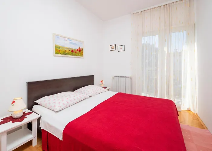 Jenny Br 1 * Πόρετς